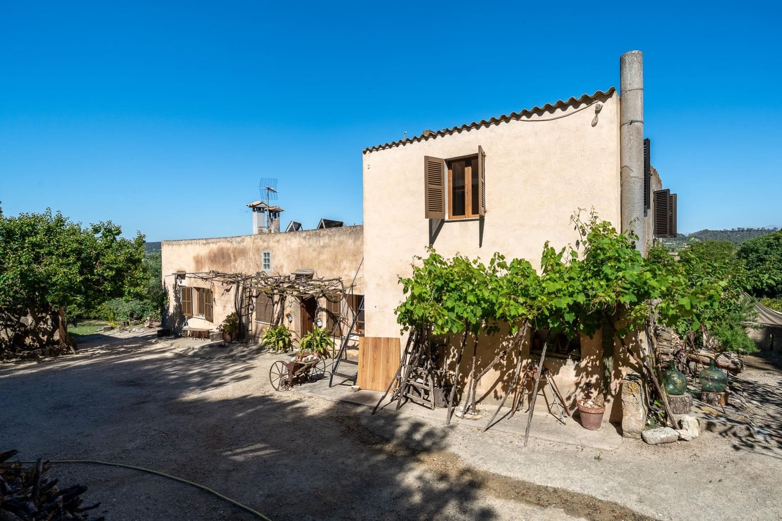 3 quarto Quinta/Casa Rural para venda em Sant Joan com piscina garagem - 599 000 € (Ref: 9861836)