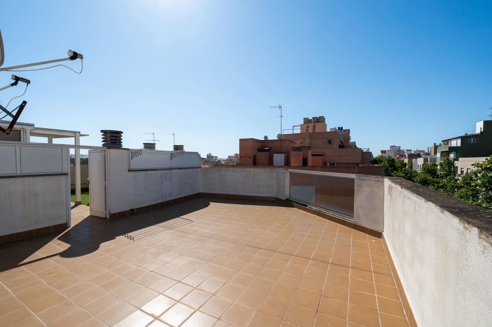 Ático de 3 habitaciones en Palma de Mallorca en venta - 380.000 € (Ref: 9866944)