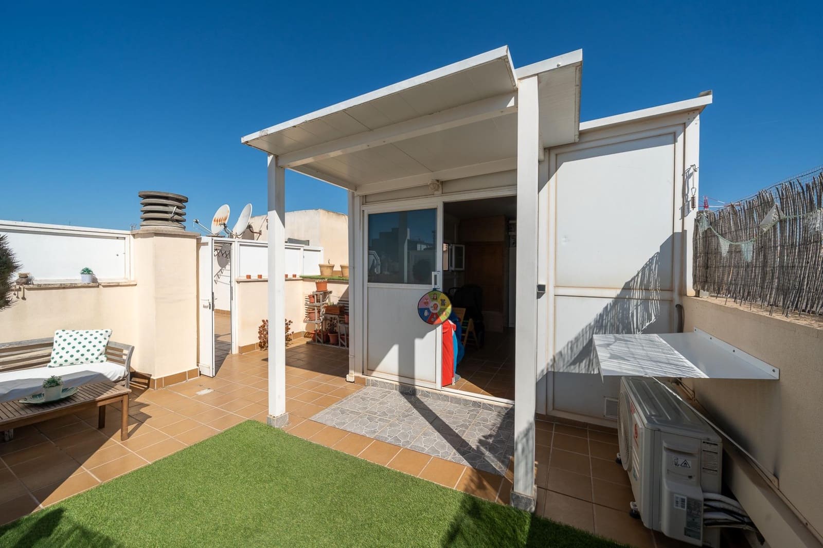 Ático de 3 habitaciones en Palma de Mallorca en venta - 380.000 € (Ref: 9866944)