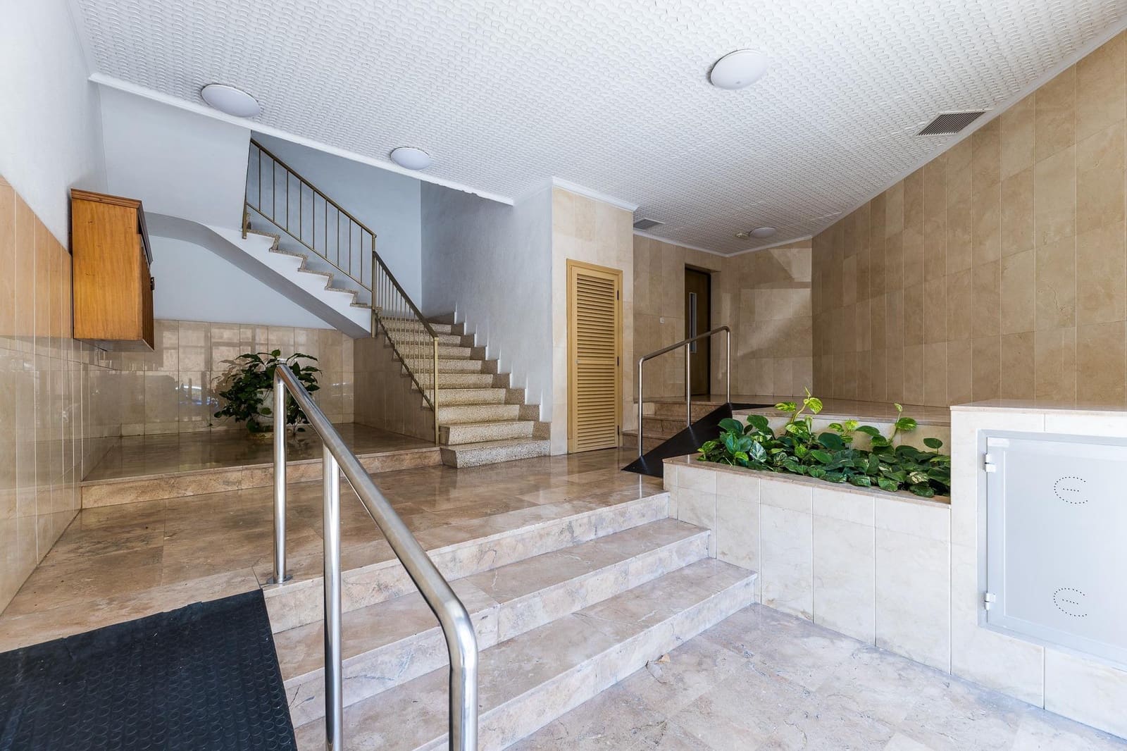 3 bedroom Flat for sale in Palma de Mallorca - € 418,000 (Ref: 9934159)