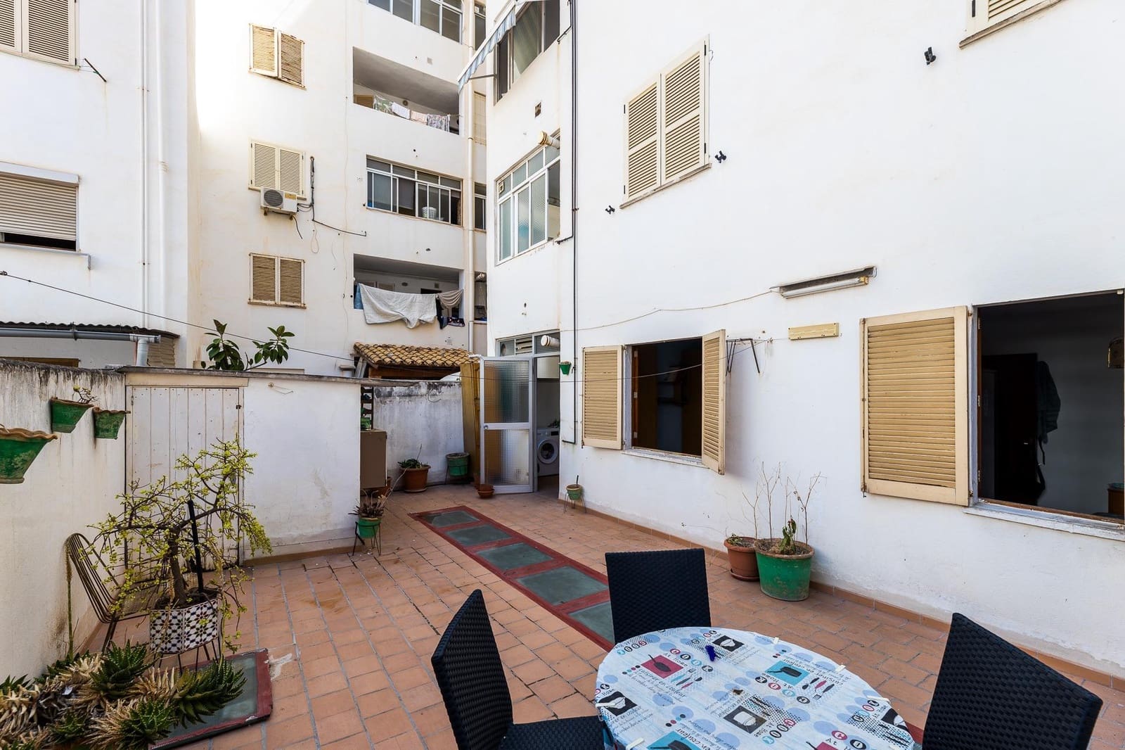 3 bedroom Flat for sale in Palma de Mallorca - € 418,000 (Ref: 9934159)