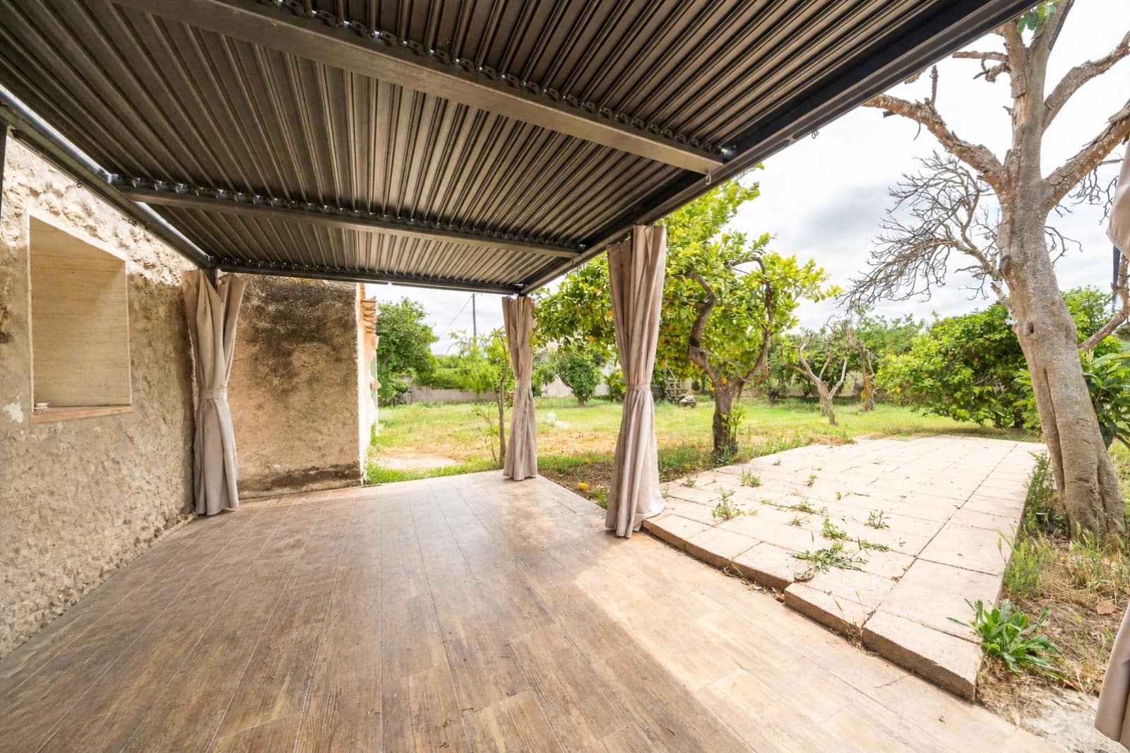 2 bedroom Finca/Country House for sale in Sant Joan - € 370,000 (Ref: 9936345)