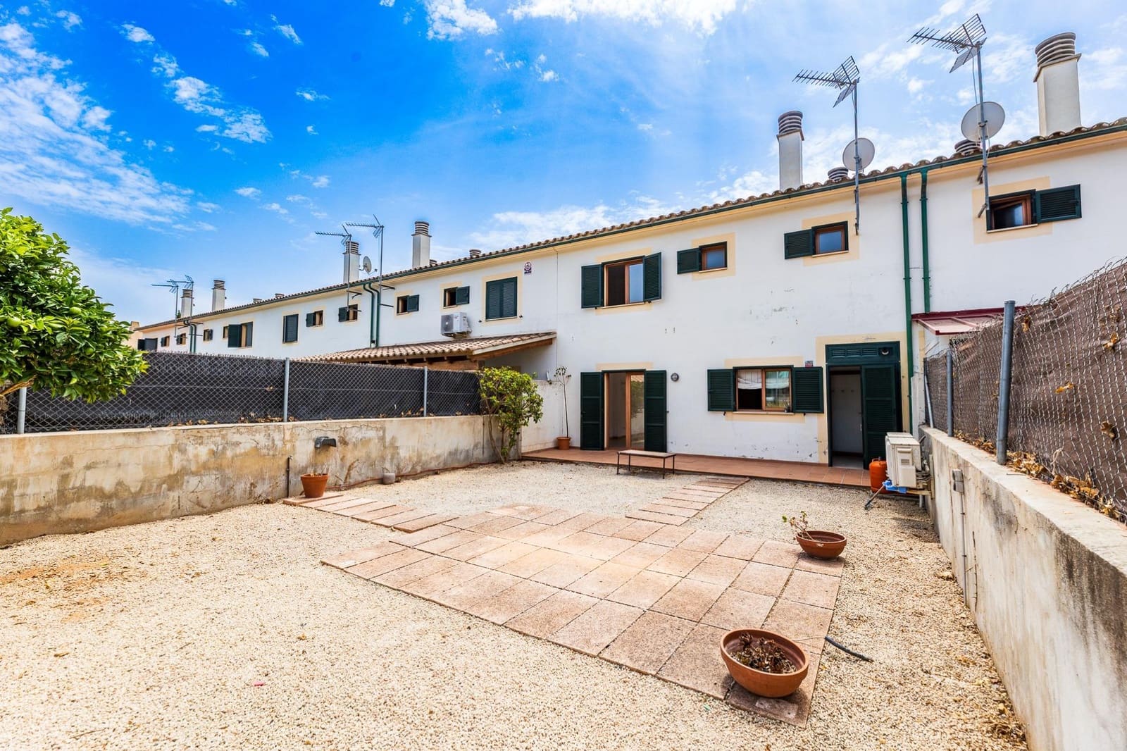 3 sovrum Radhus att hyra i Palma de Mallorca med garage - 2 300 € (Ref: 9973281)