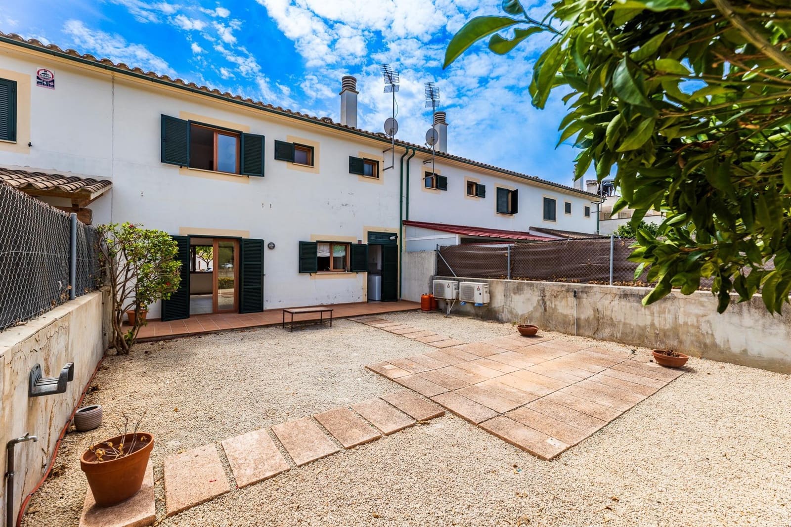 3 sovrum Radhus att hyra i Palma de Mallorca med garage - 2 300 € (Ref: 9973281)