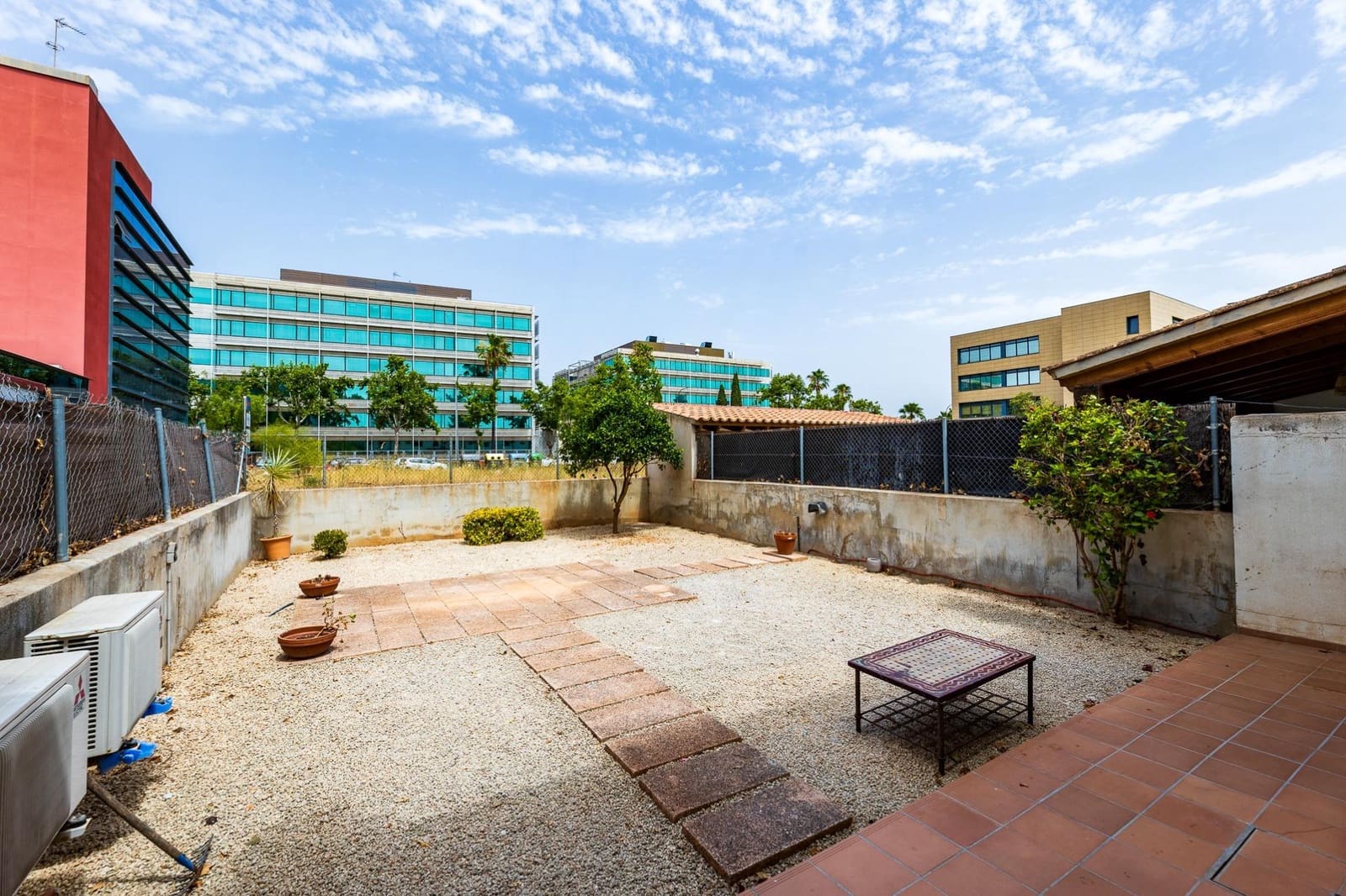 3 sovrum Radhus att hyra i Palma de Mallorca med garage - 2 300 € (Ref: 9973281)
