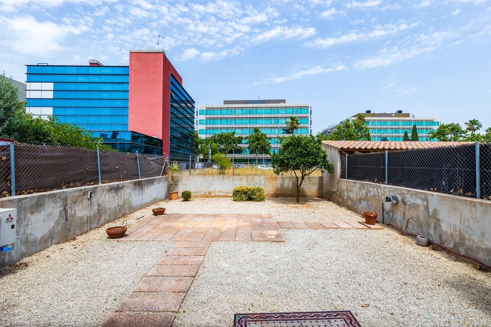3 sovrum Radhus att hyra i Palma de Mallorca med garage - 2 300 € (Ref: 9973281)
