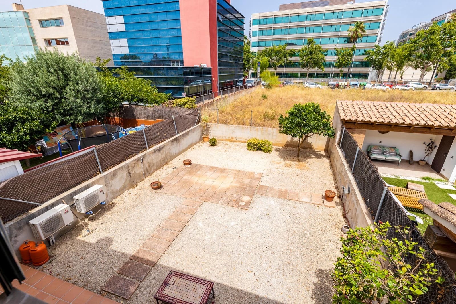 3 sovrum Radhus att hyra i Palma de Mallorca med garage - 2 300 € (Ref: 9973281)