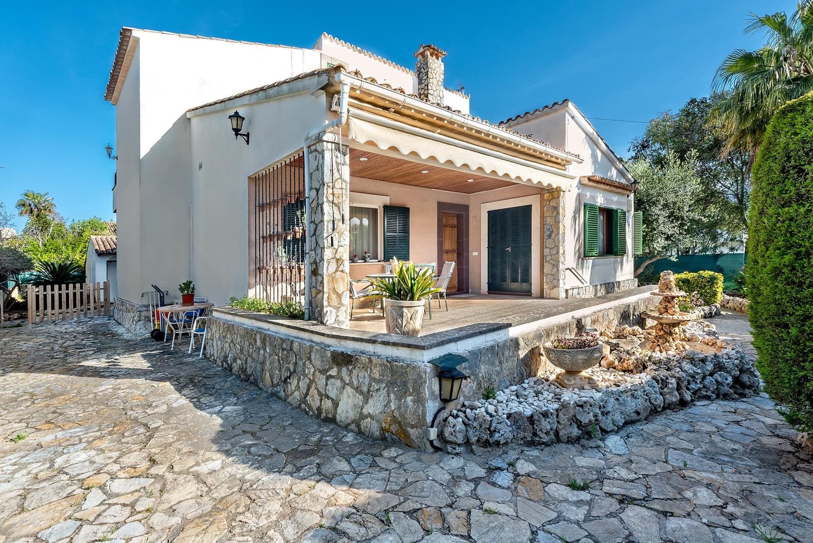 5 soveværelse Villa til salg i Palmanyola med swimmingpool garage - € 790.000 (Ref: 9975375)