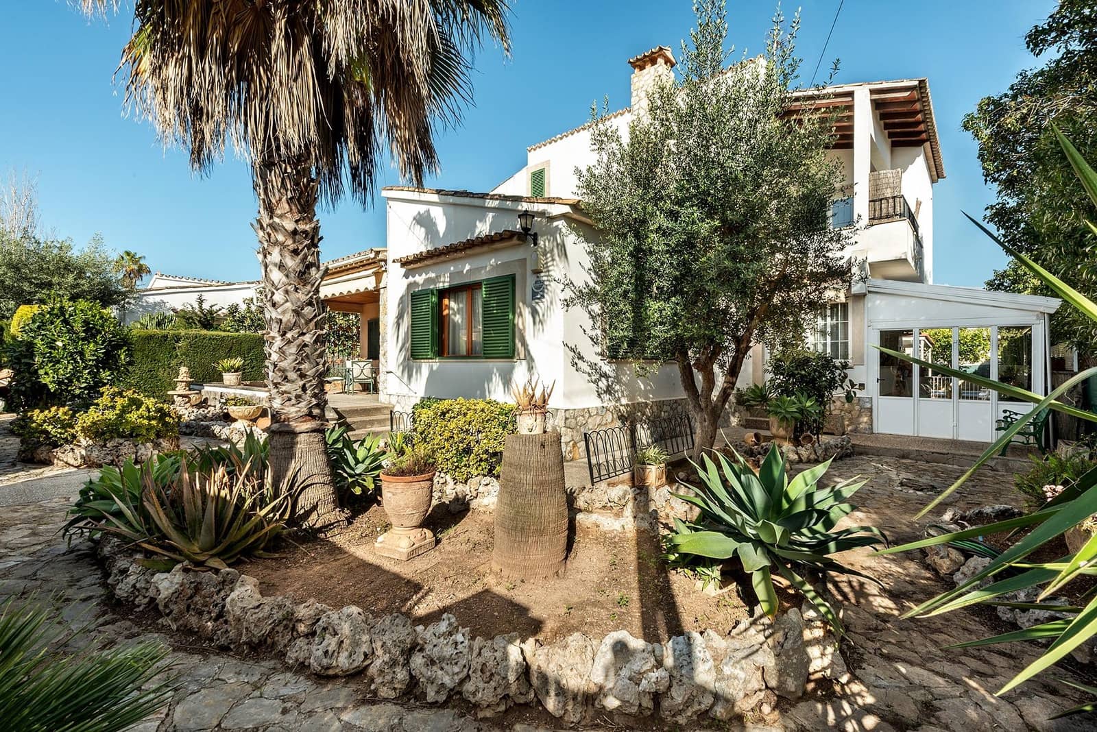 5 soveværelse Villa til salg i Palmanyola med swimmingpool garage - € 790.000 (Ref: 9975375)