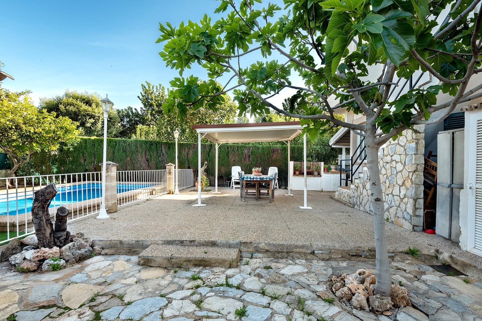 5 soveværelse Villa til salg i Palmanyola med swimmingpool garage - € 790.000 (Ref: 9975375)