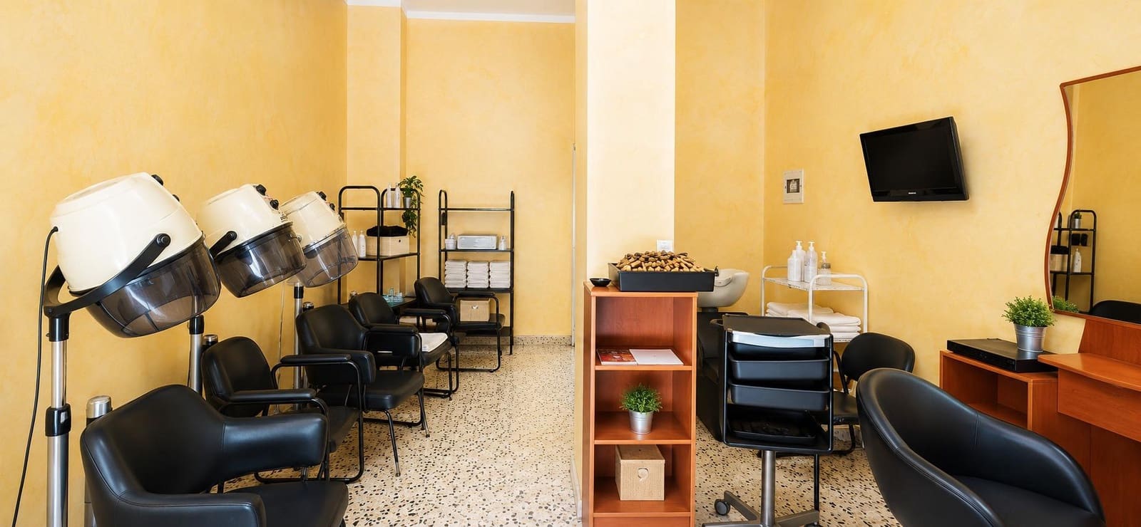 Kommersiell til salgs i Palma de Mallorca - € 80 000 (Ref: 9984956)