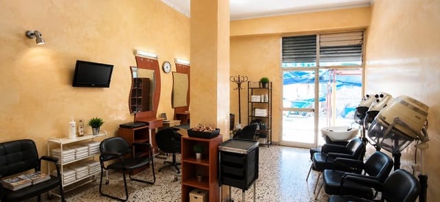 Kommersiell til salgs i Bons Aires, Palma de Mallorca - € 80 000 (Ref: 9984956)