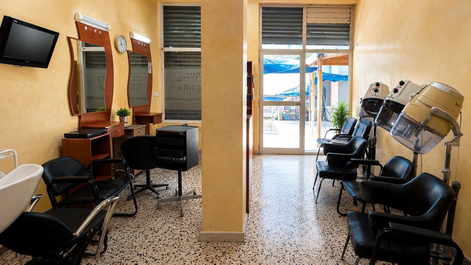 Kommersiell til salgs i Palma de Mallorca - € 80 000 (Ref: 9984956)