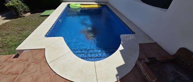 4 camera da letto Villetta Bifamiliare da affittare in Alhaurín de la Torre - 2.600 € (Rif: 10002578)