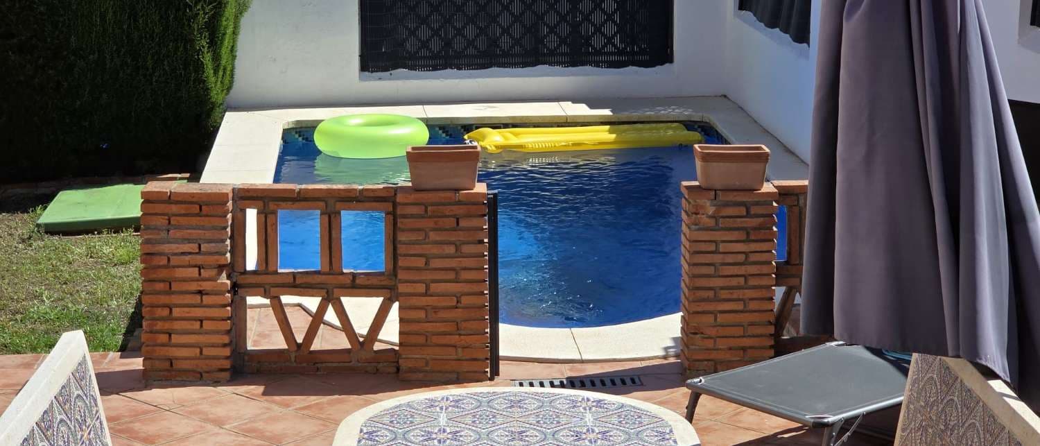 4 camera da letto Villetta Bifamiliare da affittare in Alhaurin de la Torre con piscina garage - 2.600 € (Rif: 10002578)