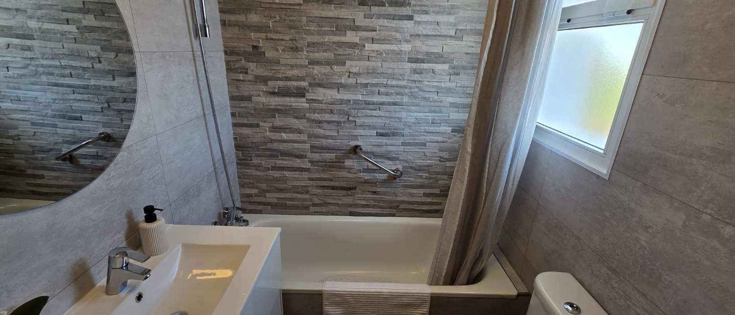 4 camera da letto Villetta Bifamiliare da affittare in Alhaurin de la Torre con piscina garage - 2.600 € (Rif: 10002578)