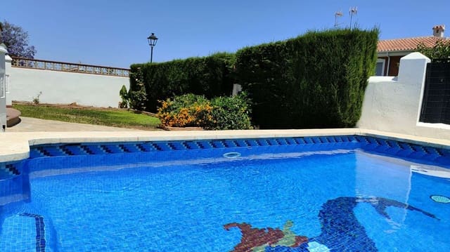 4 camera da letto Villetta Bifamiliare da affittare in Alhaurín de la Torre - 2.600 € (Rif: 10002578)