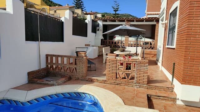 4 camera da letto Villetta Bifamiliare da affittare in Alhaurín de la Torre - 2.600 € (Rif: 10002578)
