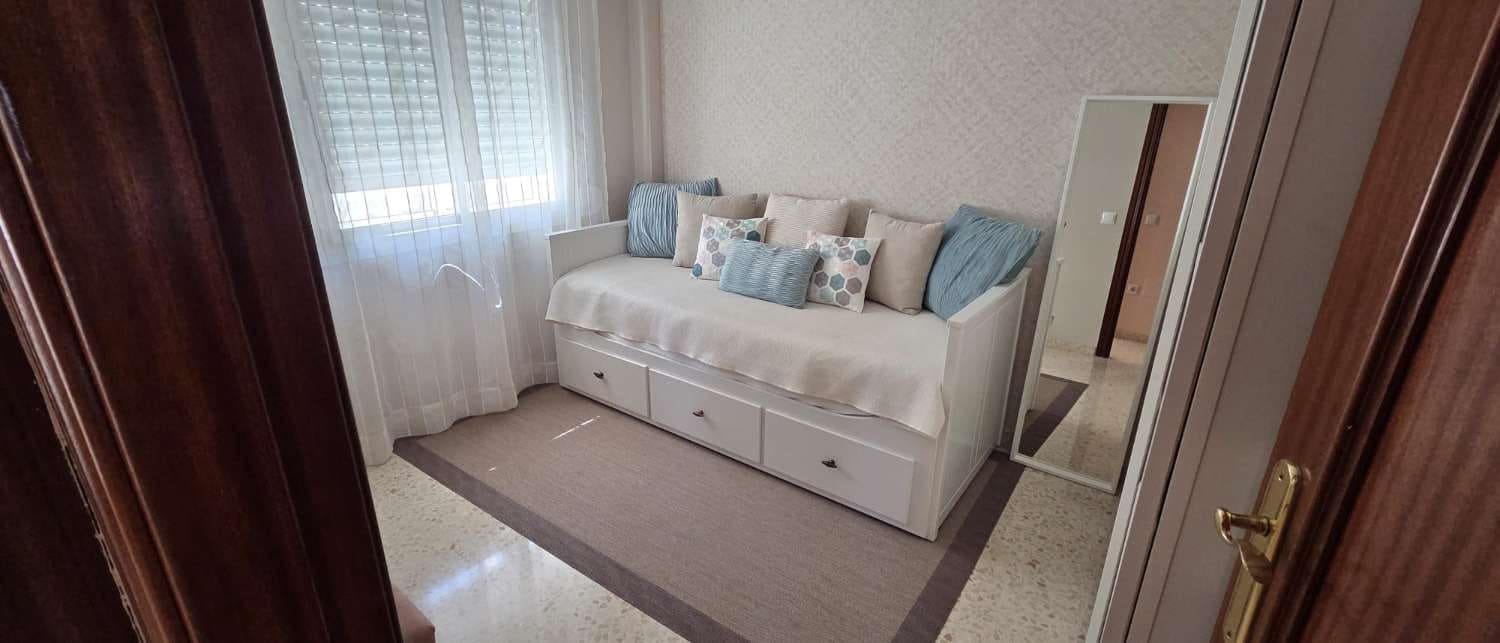 4 camera da letto Villetta Bifamiliare da affittare in Alhaurin de la Torre con piscina garage - 2.600 € (Rif: 10002578)