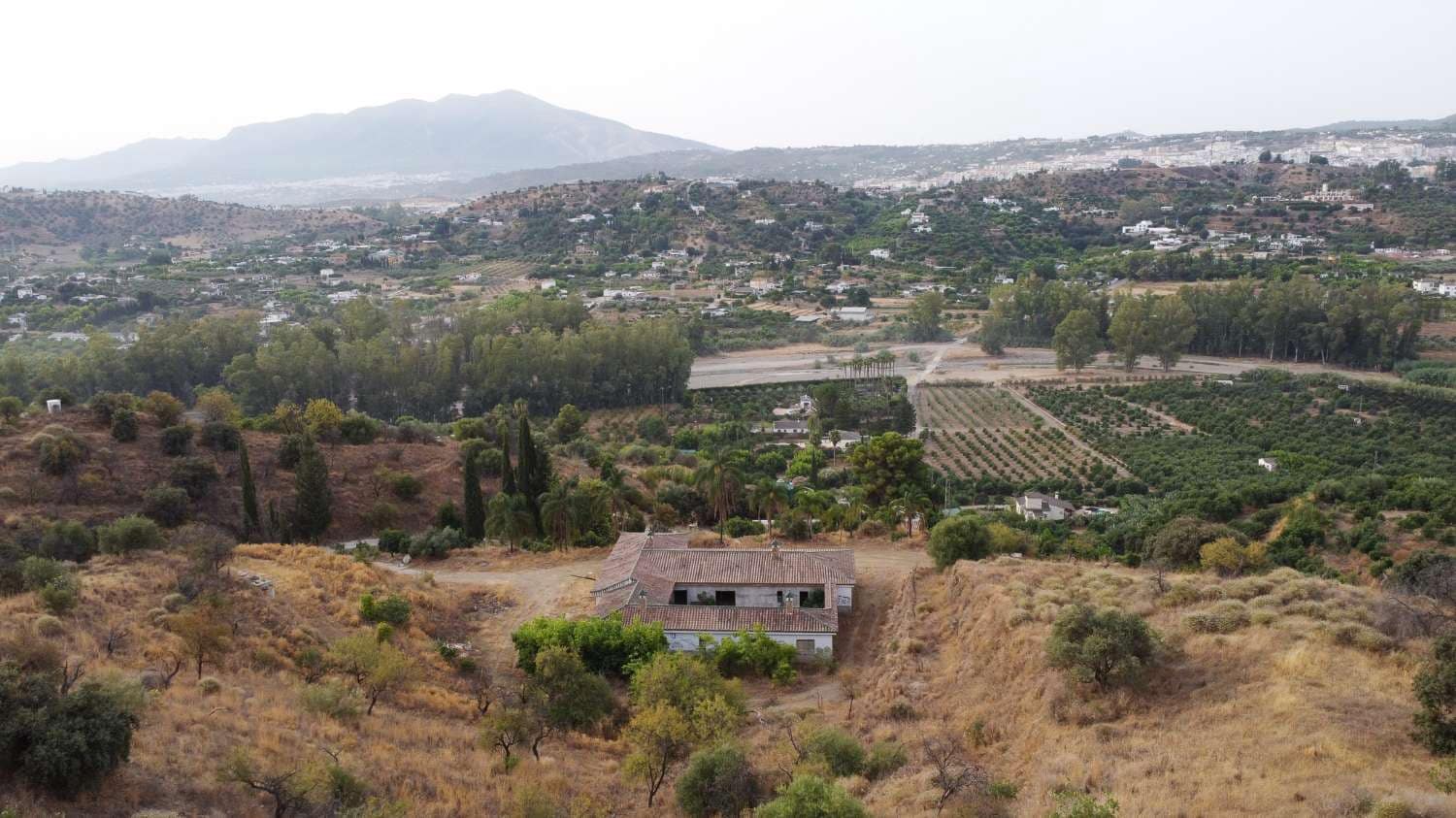3 bedroom Finca/Country House for sale in Coin with pool - € 2,450,000 (Ref: 10004976)