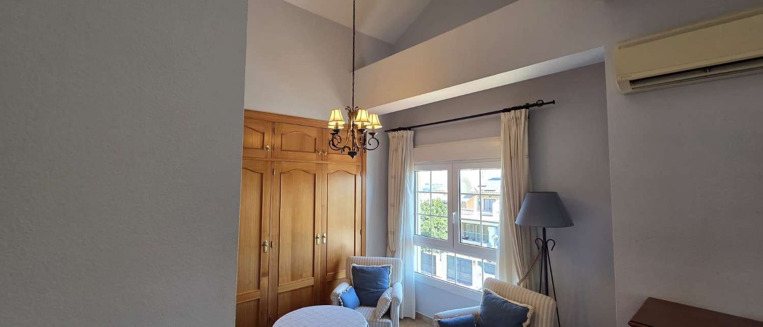 5 soveværelse Semi-Rækkehus til salg i Alhaurin de la Torre - € 645.000 (Ref: 10004978)