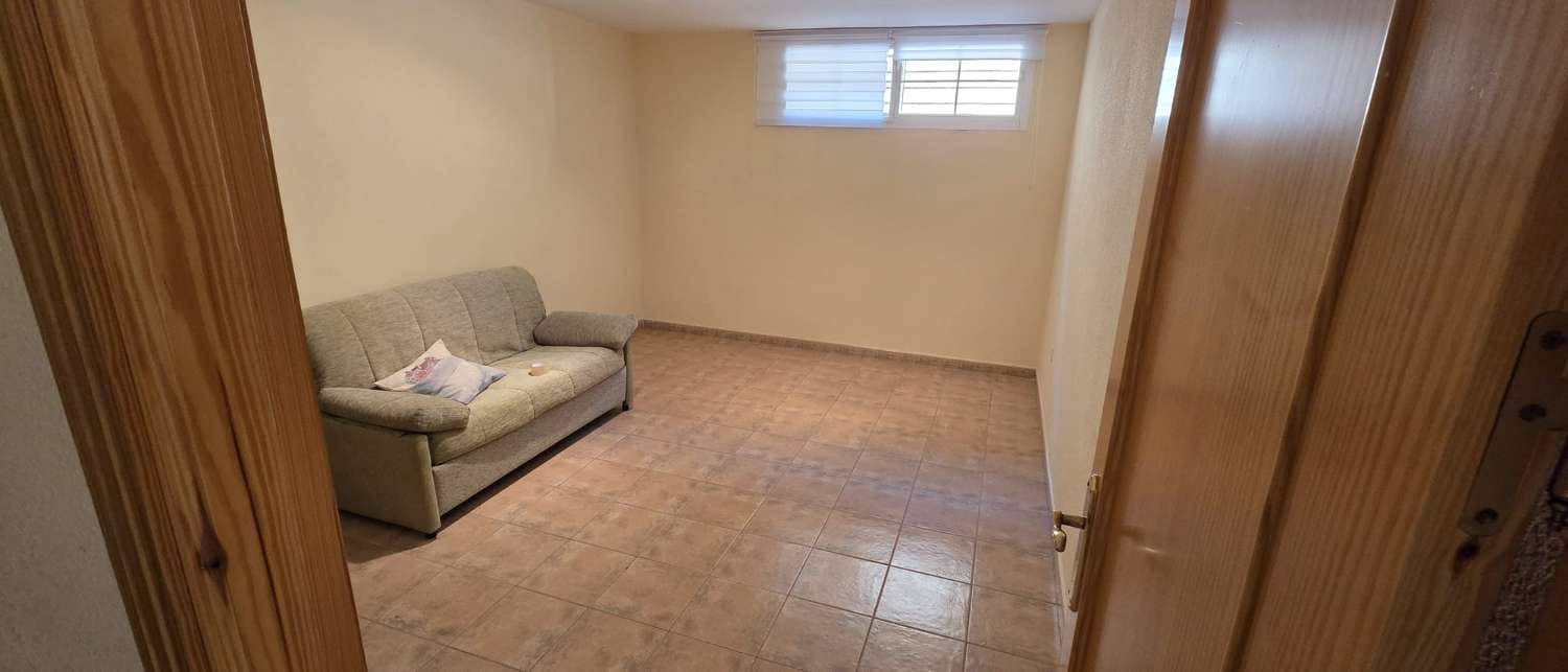 5 soveværelse Semi-Rækkehus til salg i Alhaurin de la Torre - € 645.000 (Ref: 10004978)