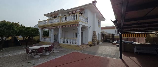 5 Zimmer Villa zu vermieten in Alhaurín de la Torre mit Pool Garage - 3.500 € (Ref: 10044422)