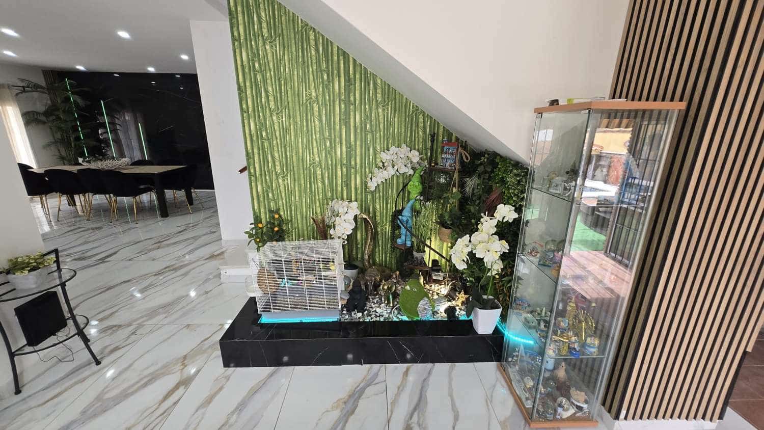 5 Zimmer Villa zu vermieten in Alhaurin de la Torre mit Pool Garage - 3.500 € (Ref: 10044422)