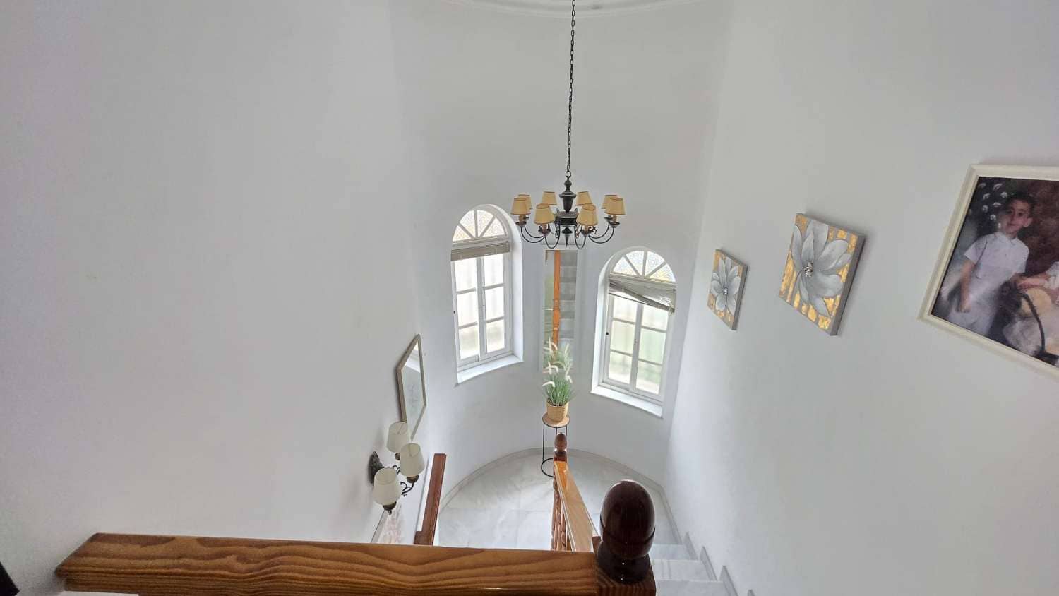 5 Zimmer Villa zu vermieten in Alhaurin de la Torre mit Pool Garage - 3.500 € (Ref: 10044422)