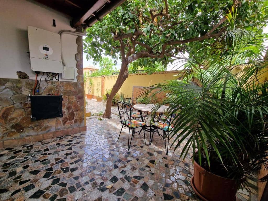 5 Zimmer Villa zu vermieten in Alhaurin de la Torre mit Pool Garage - 3.500 € (Ref: 10044422)