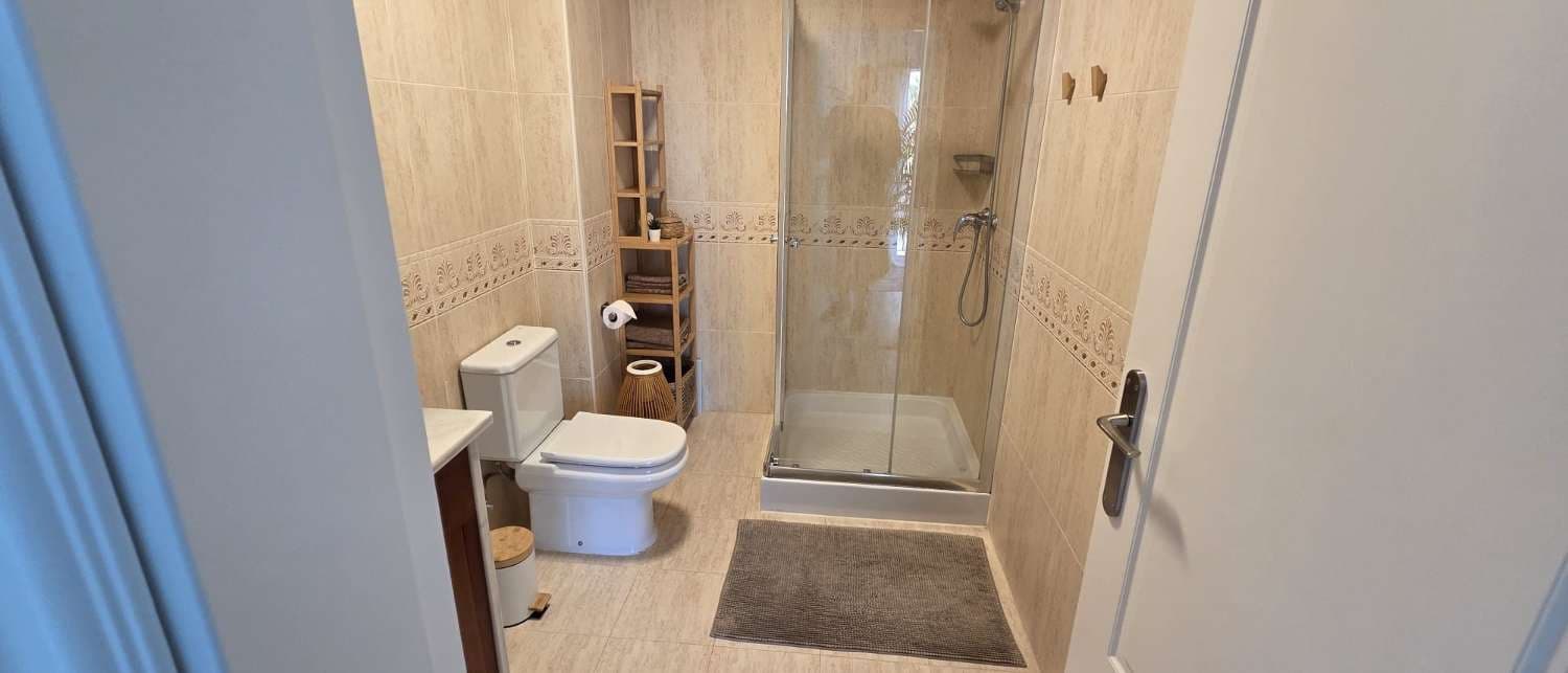 2 soverom Rekkehus til leie i Alhaurin de la Torre med svømmebasseng garasje - € 2 290 (Ref: 10048695)