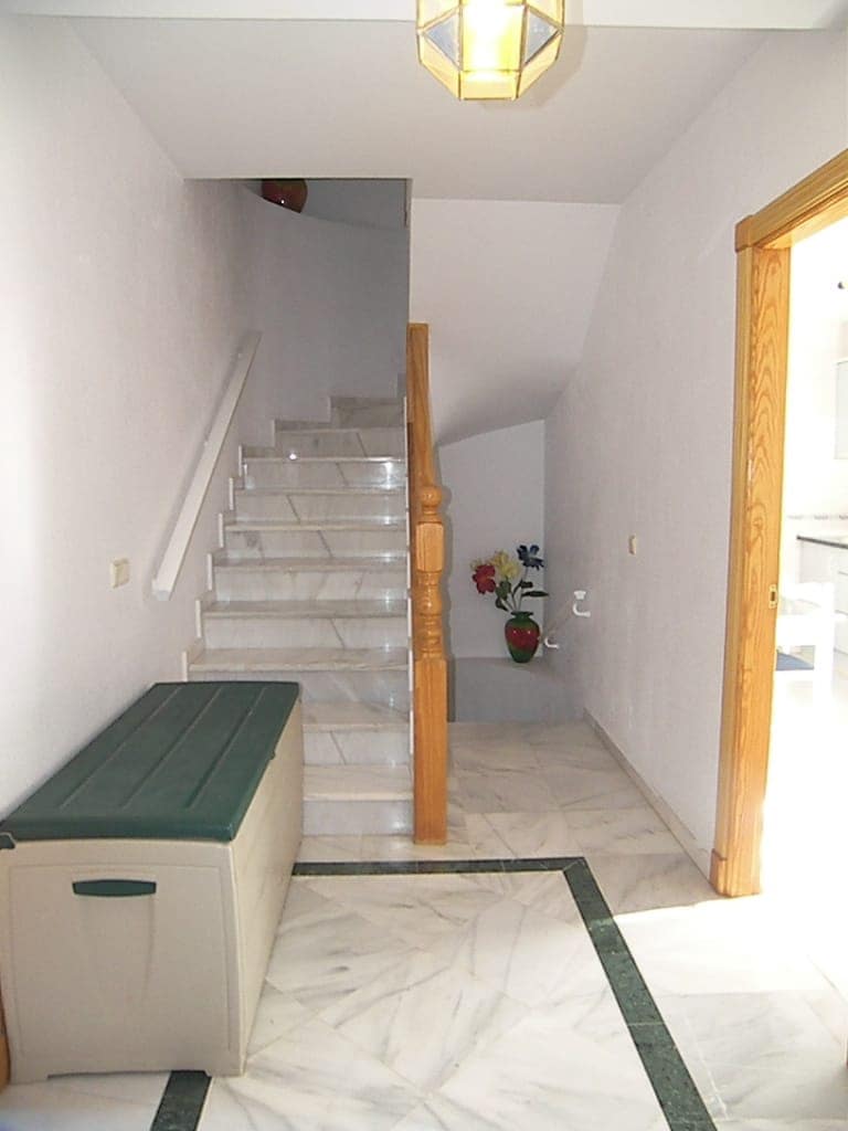 4 sovrum Semi-fristående Villa till salu i Alhaurin de la Torre med pool - 599 000 € (Ref: 10054608)