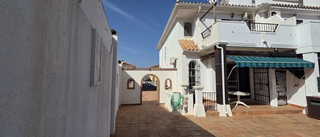 3 Zimmer Doppelhaus zu verkaufen in Alhaurín de la Torre mit Pool Garage - 505.000 € (Ref: 10061222)