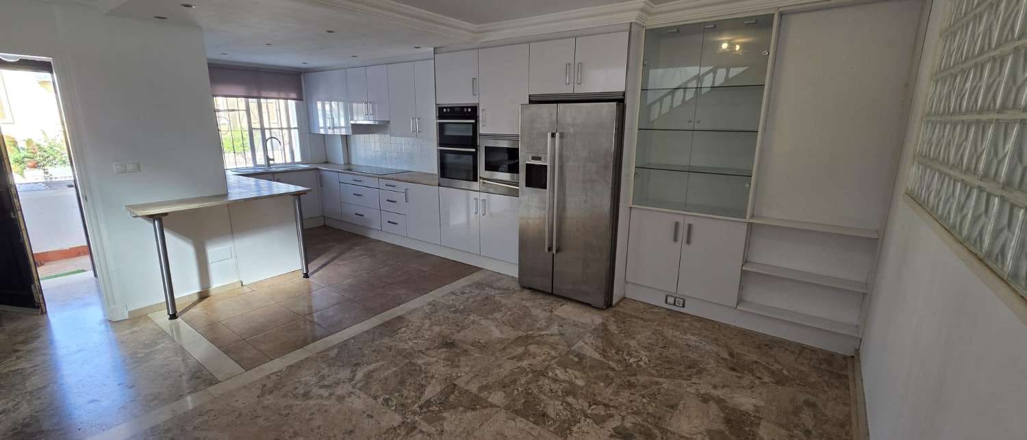 3 Zimmer Doppelhaus zu verkaufen in Alhaurin de la Torre mit Pool Garage - 505.000 € (Ref: 10061222)