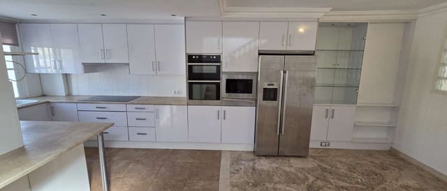 3 Zimmer Doppelhaus zu verkaufen in Alhaurín de la Torre mit Pool Garage - 505.000 € (Ref: 10061222)