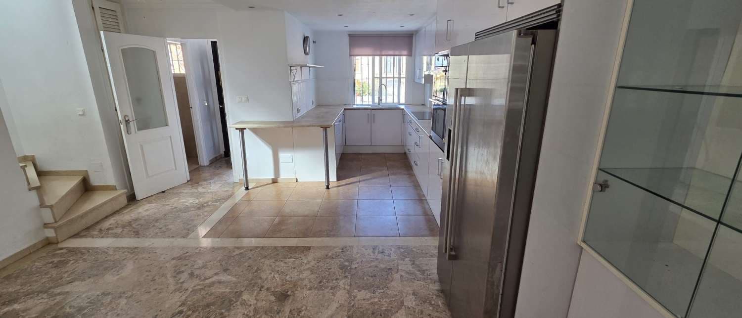 3 Zimmer Doppelhaus zu verkaufen in Alhaurin de la Torre mit Pool Garage - 505.000 € (Ref: 10061222)