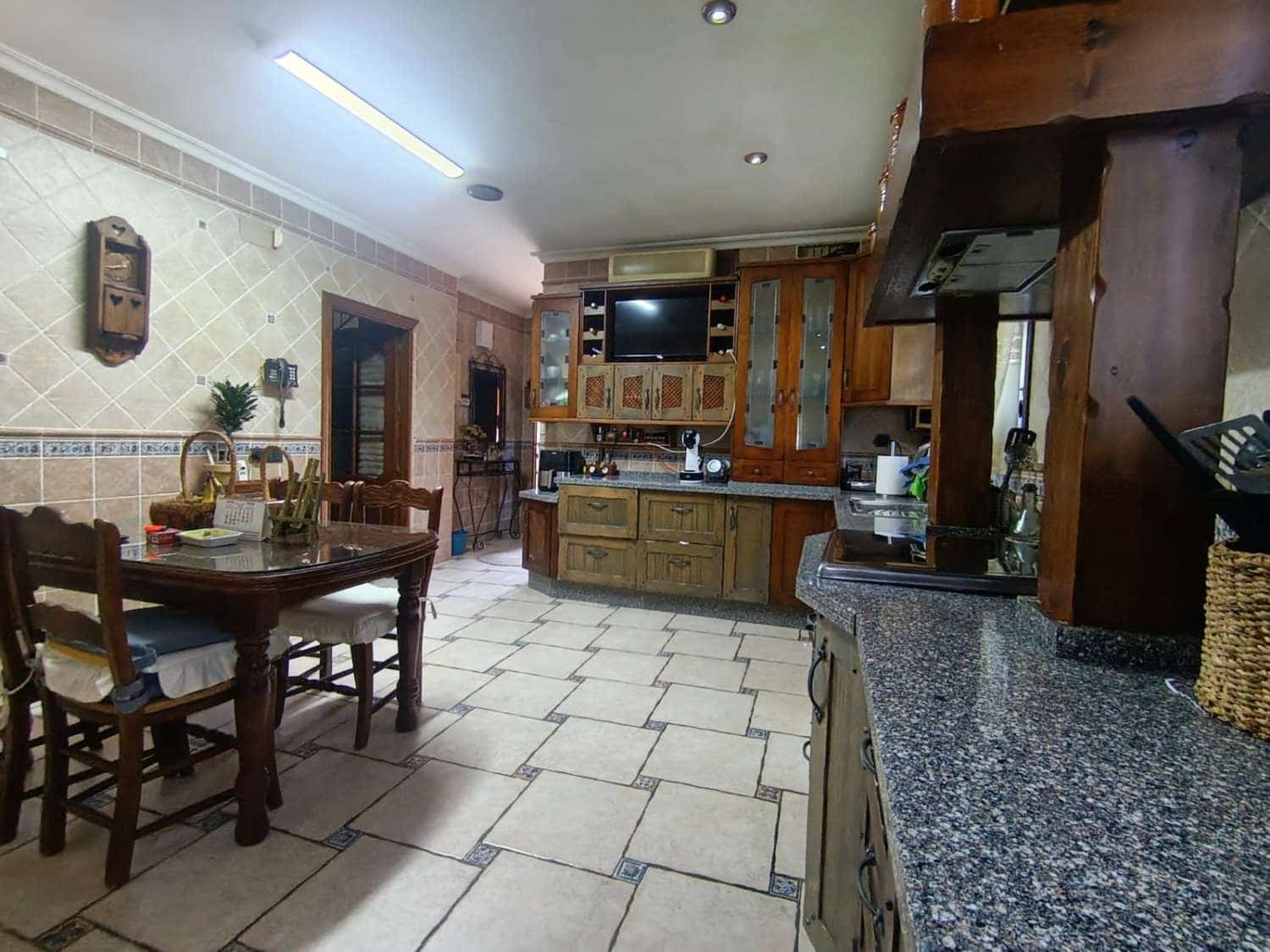 4 soveværelse Villa til salg i Alhaurin de la Torre med swimmingpool - € 1.200.000 (Ref: 10077571)