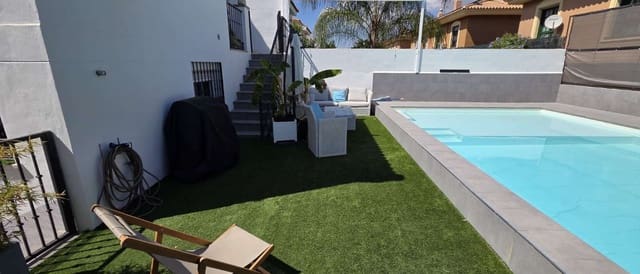 5 Zimmer Doppelhaus zu verkaufen in Alhaurín de la Torre mit Pool - 615.000 € (Ref: 10097496)