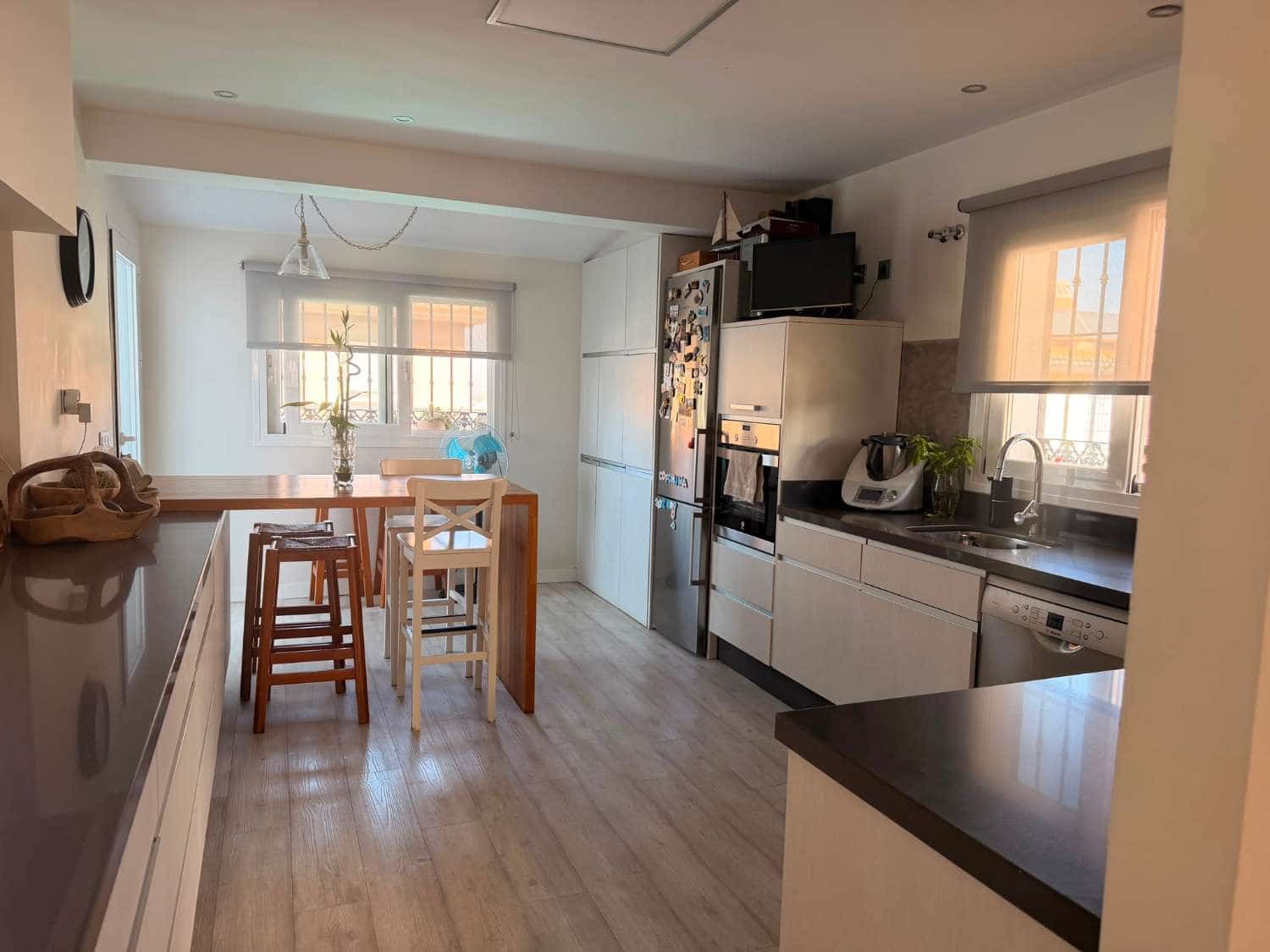 5 sovrum Semi-fristående Villa att hyra i Alhaurin de la Torre med pool garage - 2 500 € (Ref: 10097497)