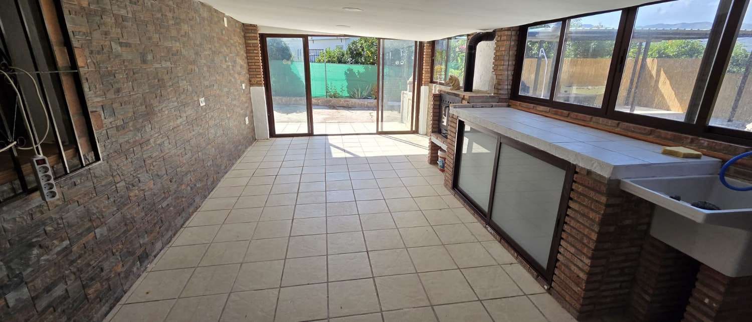 2 bedroom Finca/Country House for rent in Alhaurin de la Torre with pool garage - € 1,350 (Ref: 10123378)