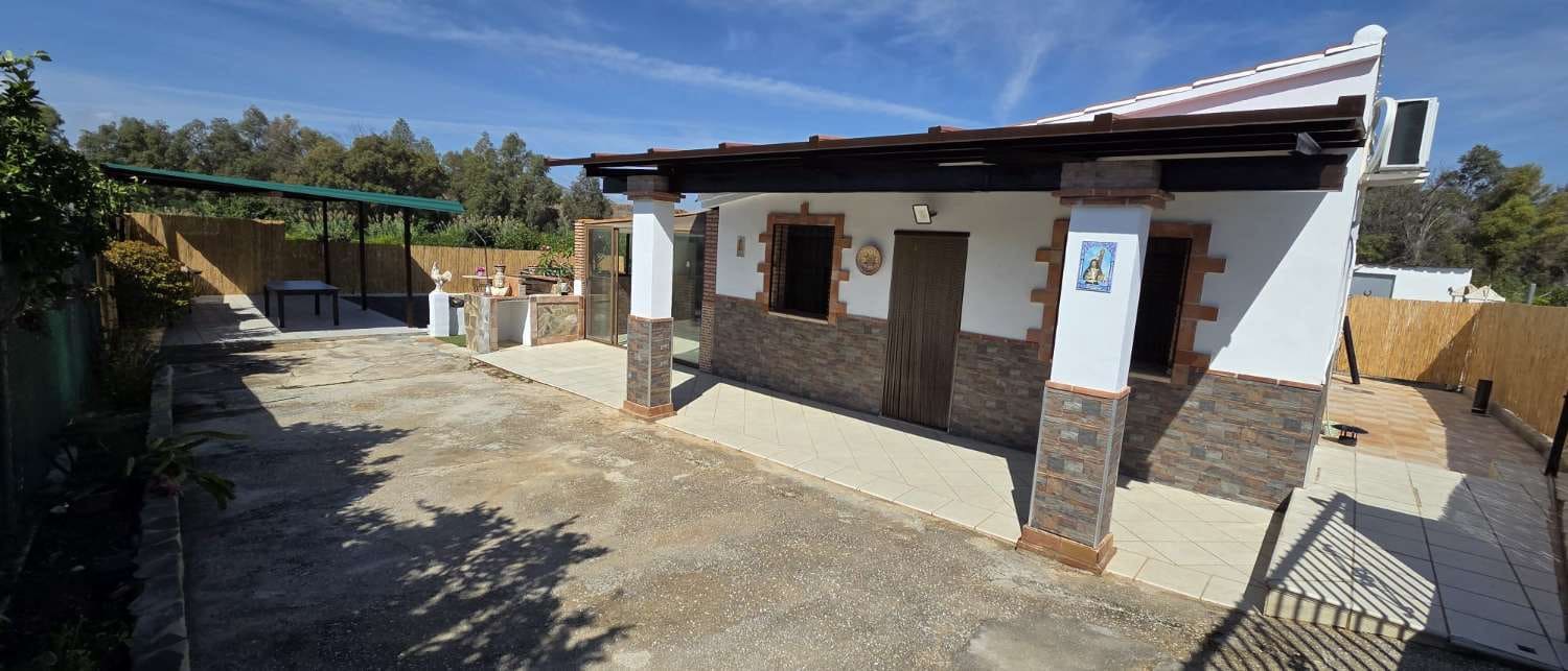 2 bedroom Finca/Country House for rent in Alhaurin de la Torre with pool garage - € 1,350 (Ref: 10123378)