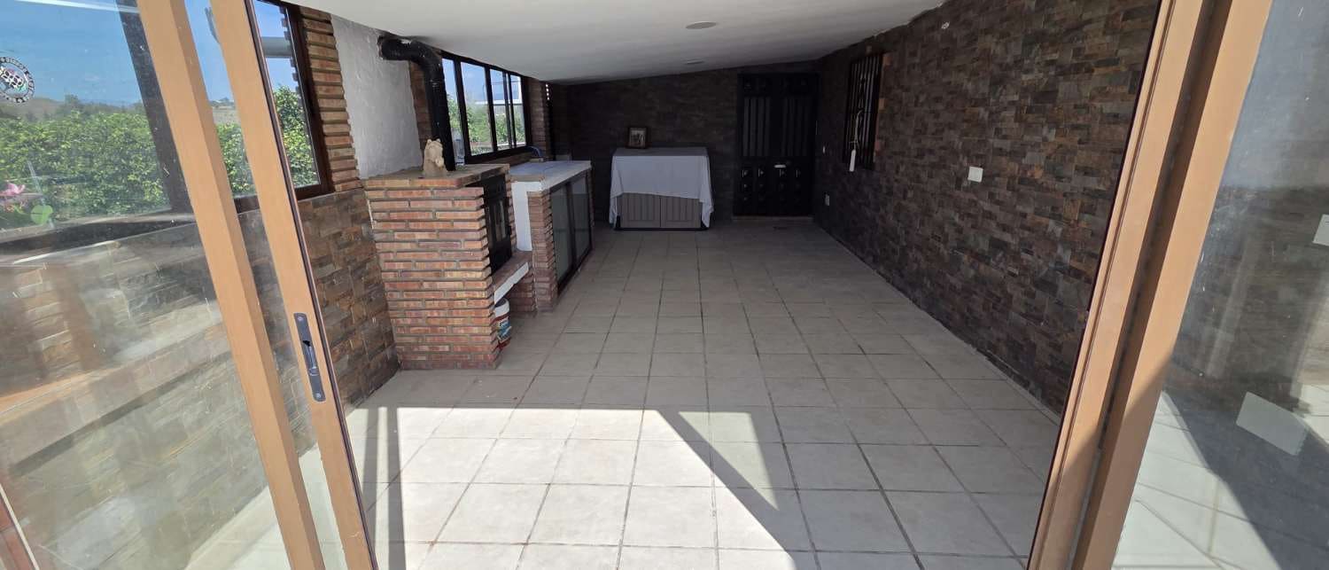 2 bedroom Finca/Country House for rent in Alhaurin de la Torre with pool garage - € 1,350 (Ref: 10123378)