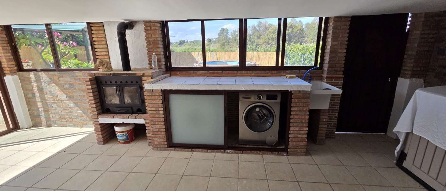 2 bedroom Finca/Country House for rent in Alhaurin de la Torre with pool garage - € 1,350 (Ref: 10123378)
