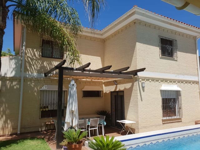 5 slaapkamer Villa te koop in Alhaurín de la Torre met zwembad - € 850.000 (Ref: 1836761)