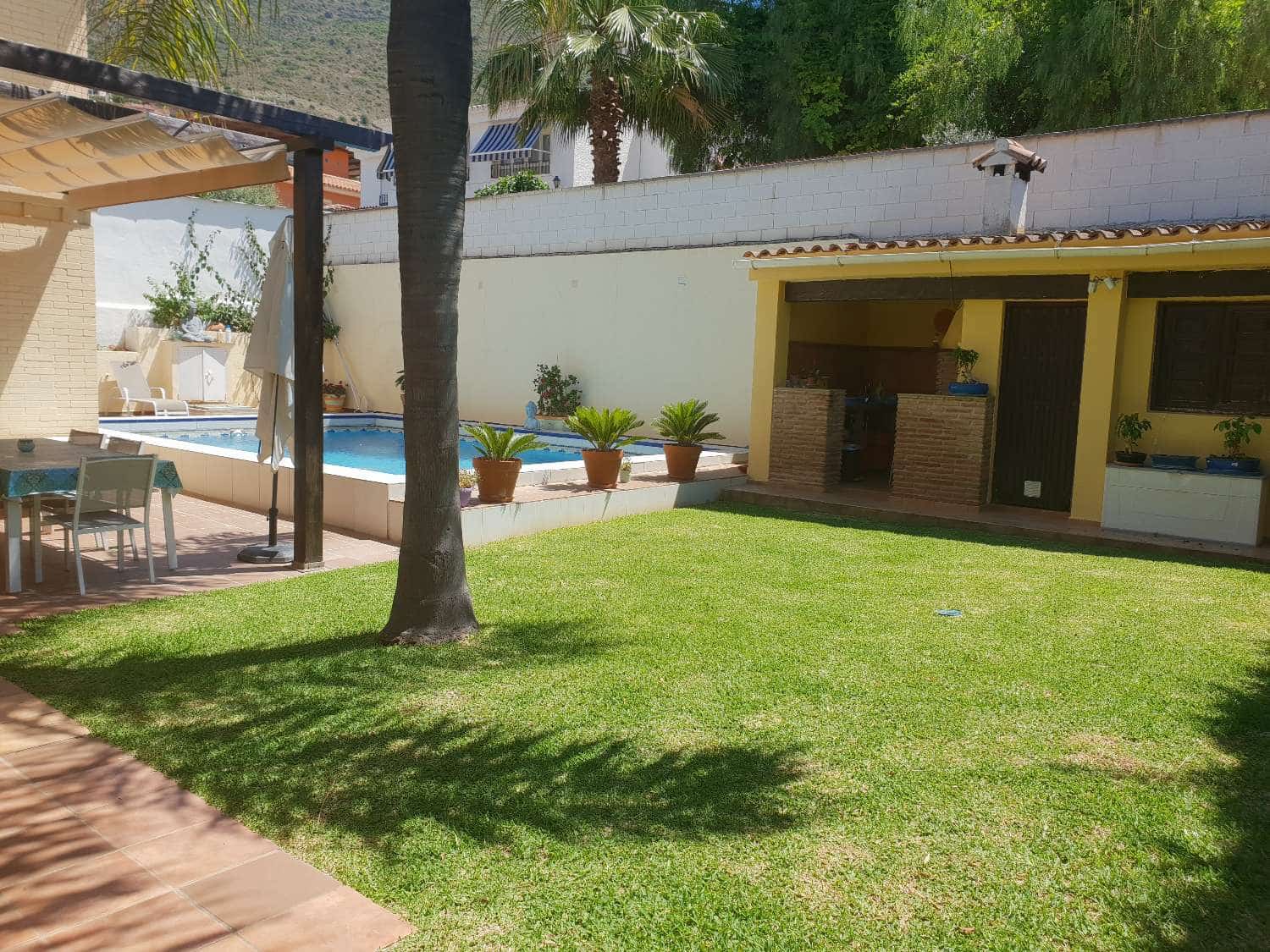 5 slaapkamer Villa te koop in Alhaurin de la Torre met zwembad - € 850.000 (Ref: 1836761)