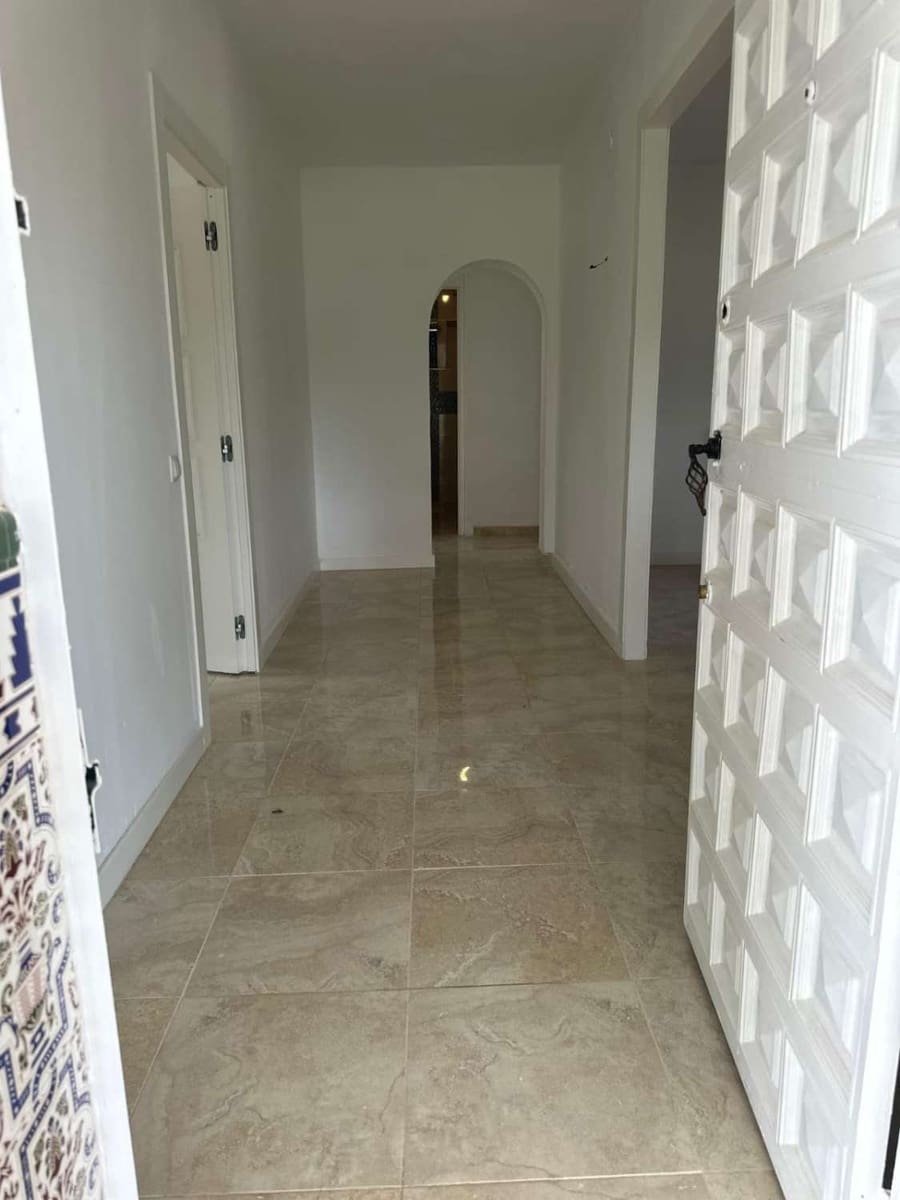 3 sypialnia Willa na sprzedaż w Alora z basenem - 370 000 € (Ref: 3215297)