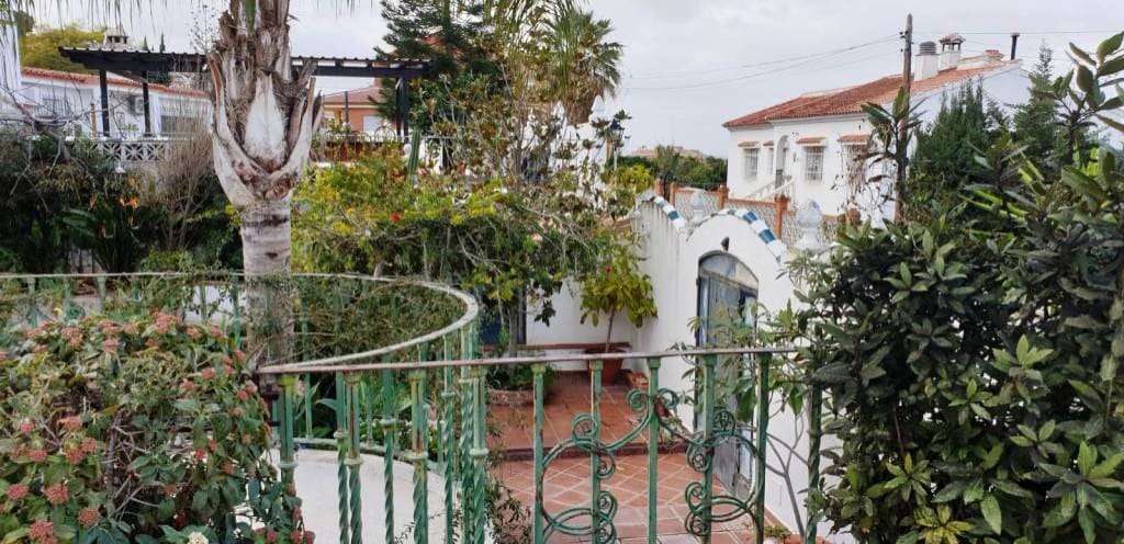 6 soveværelse Villa til salg i Alhaurin de la Torre med swimmingpool - € 838.950 (Ref: 5221797)