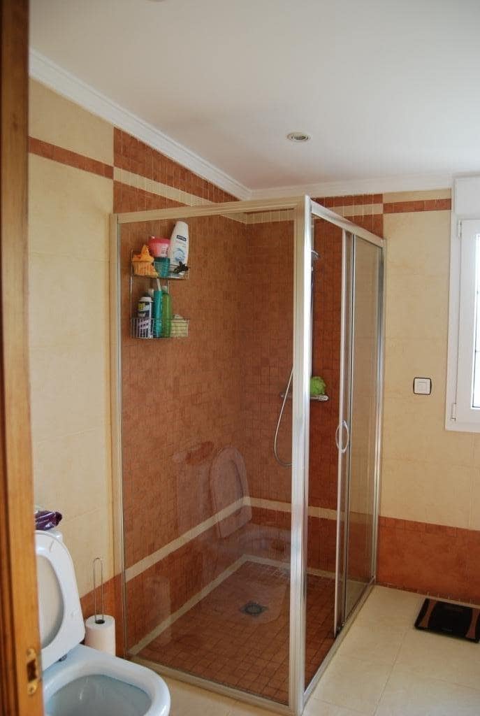 4 quarto Moradia para venda em Alhaurin de la Torre com piscina - 950 000 € (Ref: 5221846)