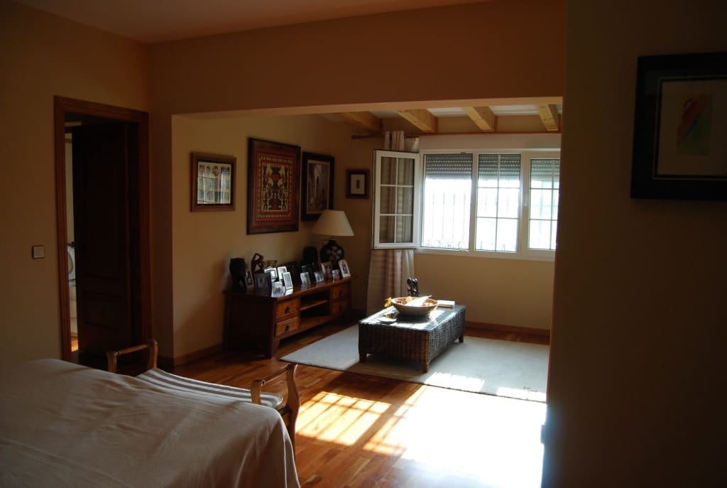 4 quarto Moradia para venda em Alhaurin de la Torre com piscina - 950 000 € (Ref: 5221846)