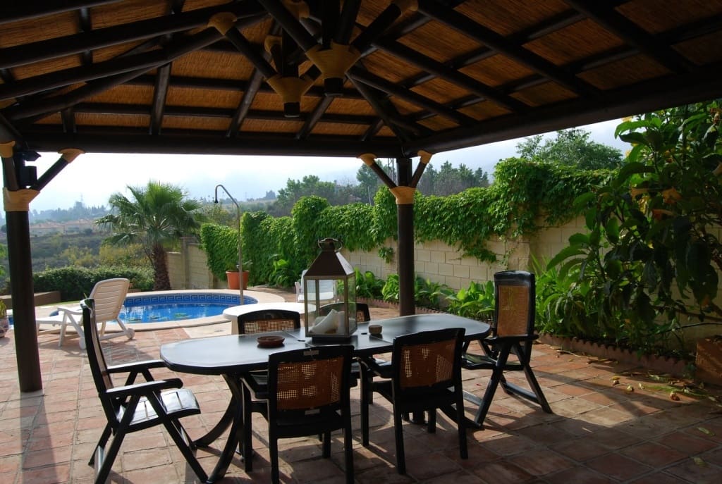 4 quarto Moradia para venda em Alhaurin de la Torre com piscina - 950 000 € (Ref: 5221846)